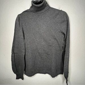 CAbi Women’s Turtleneck Medium Gray Cotton